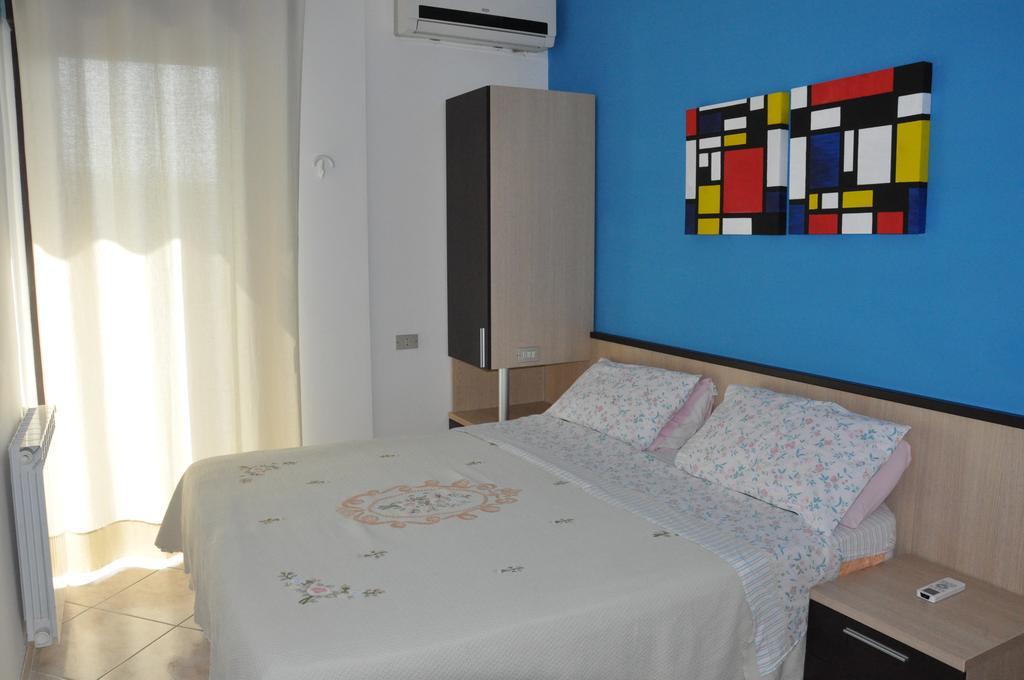 Bed & Breakfast Oasi Pescara Værelse billede